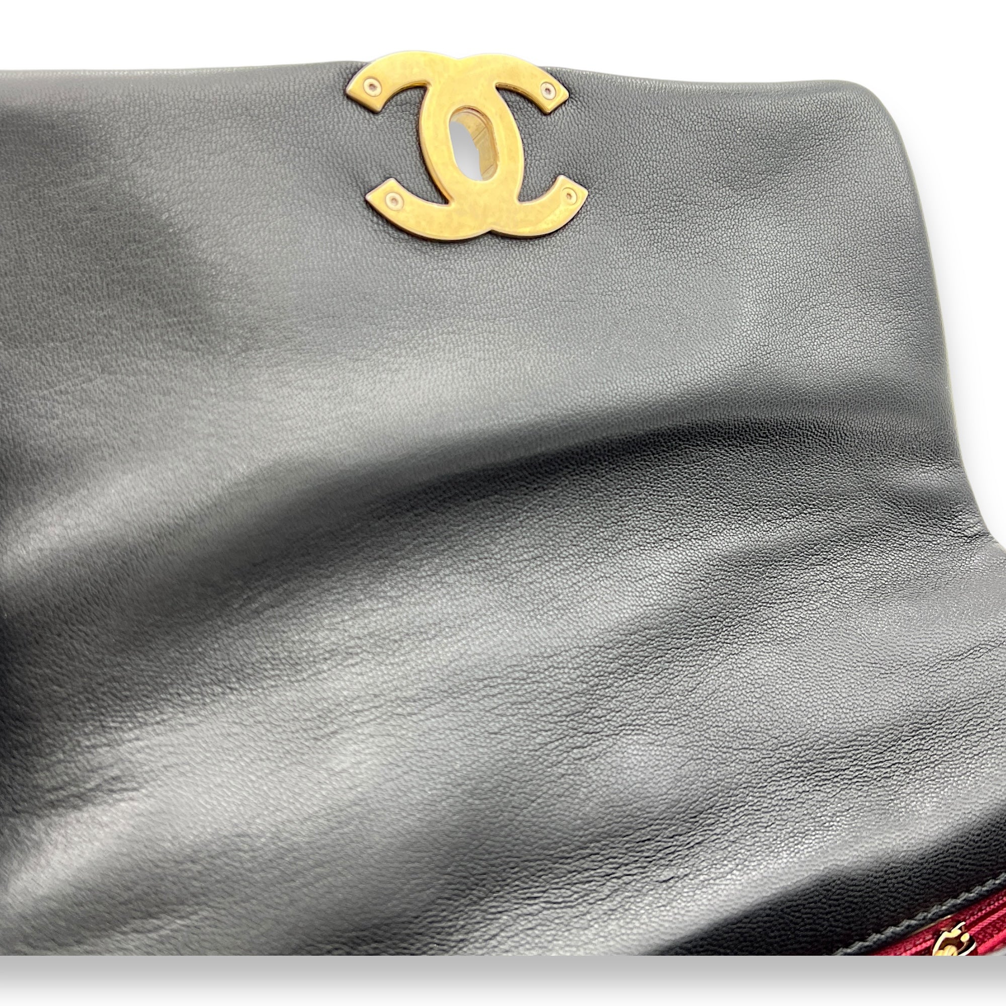 C19 Small Black Shoulder Bag in Lambskin, Mixed hardware - Image 8