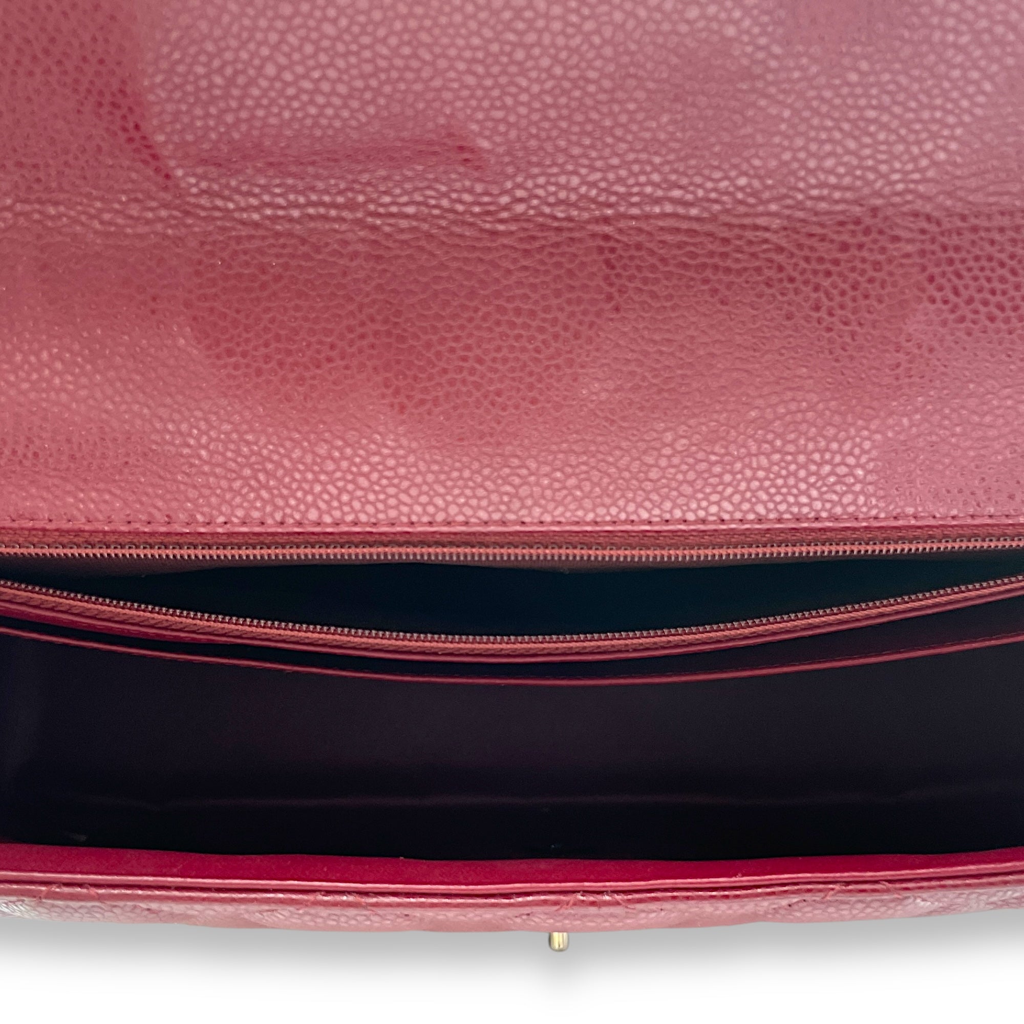 Classic Single Flap Red Shoulder Bag in Caviar Leather, Silver hardware - Image 6
