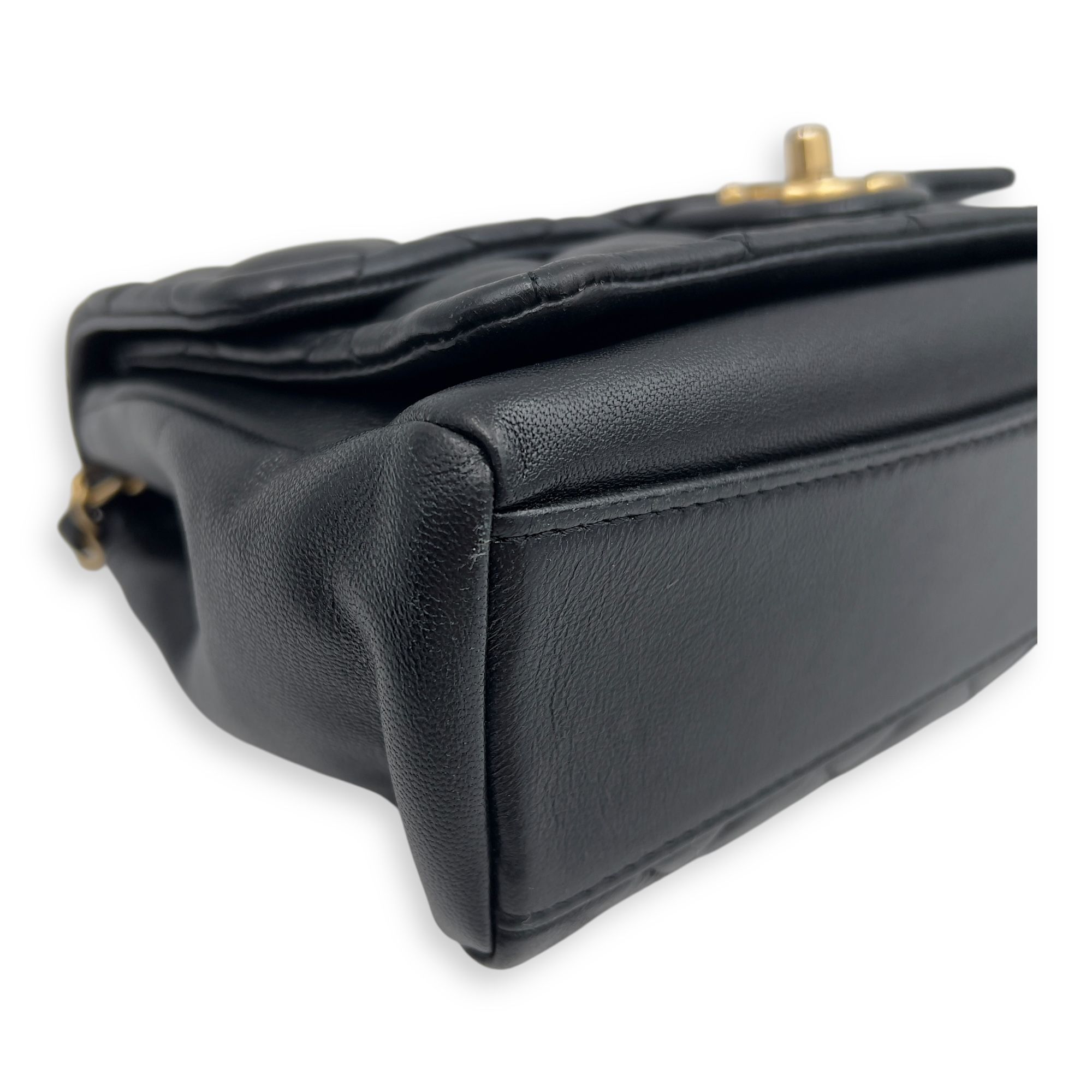 Quilted Seasonal Shoulder Bag Black in Calfskin, Gold hardware - Image 8