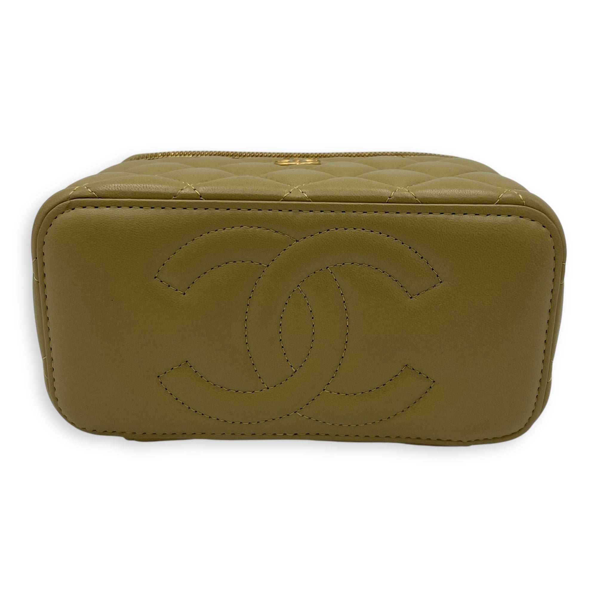 CC Green Vanity Bag in Lambskin, Gold hardware - Image 6