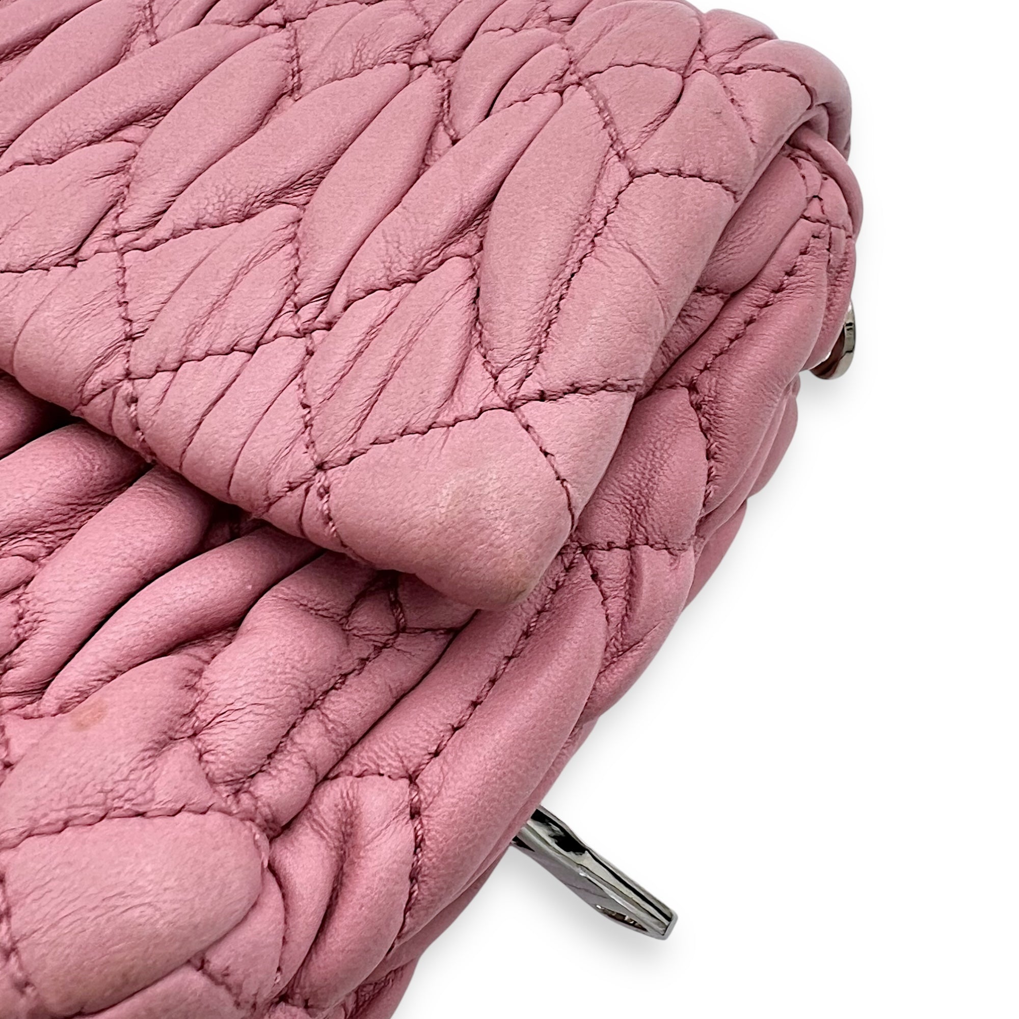 Matelassé Shoulder Bag Pink in Lambskin, Silver hardware - Image 9