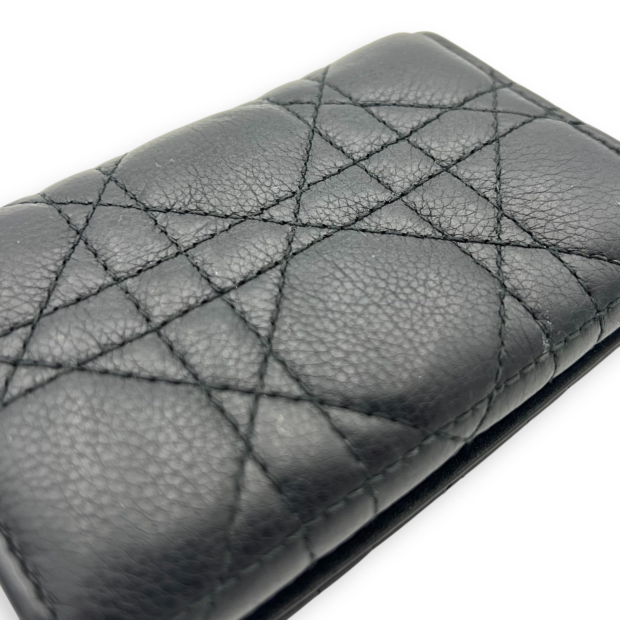 Cannage Card Holder Black in Calfskin, Gold hardware - Image 13