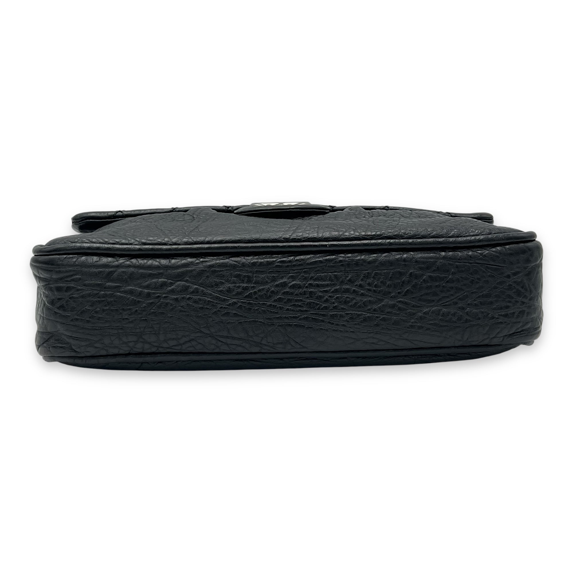 CC Flap bag Black Shoulder Bag in Calfskin, Silver hardware - Image 6