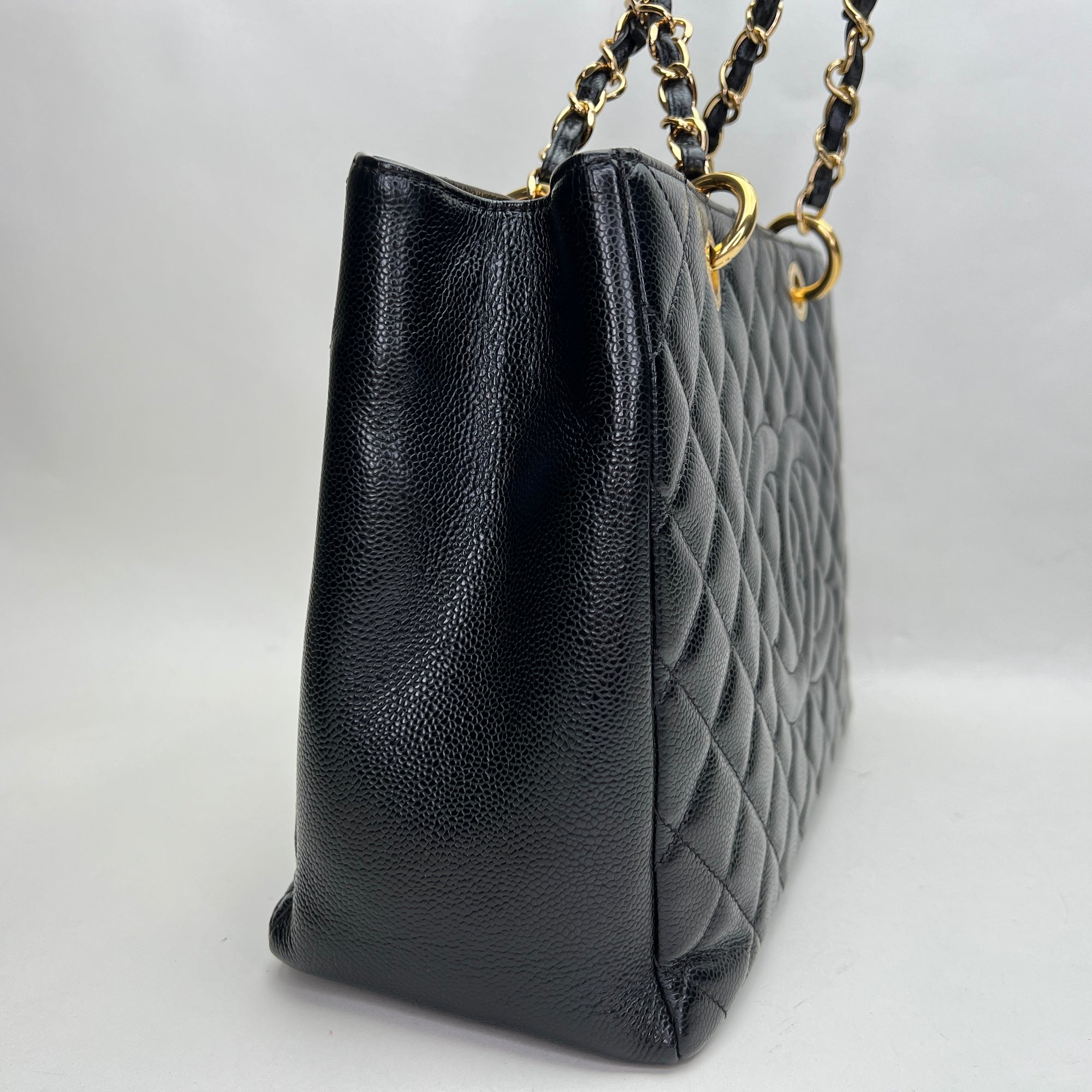 GST Black Tote Bag in Caviar Leather, Gold hardware - Image 4